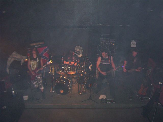 000_1687.jpg