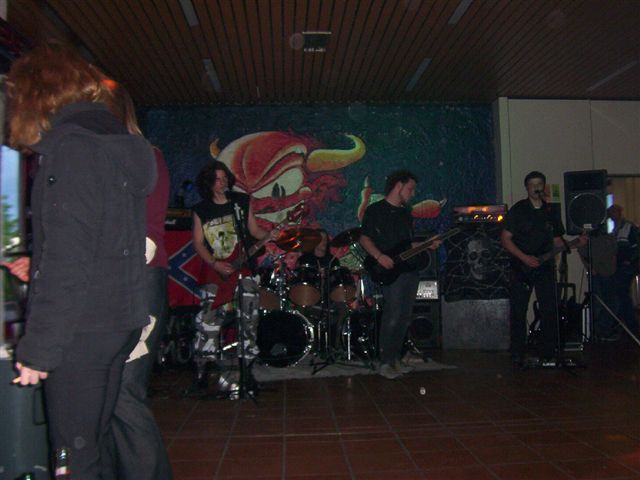 000_1443.jpg